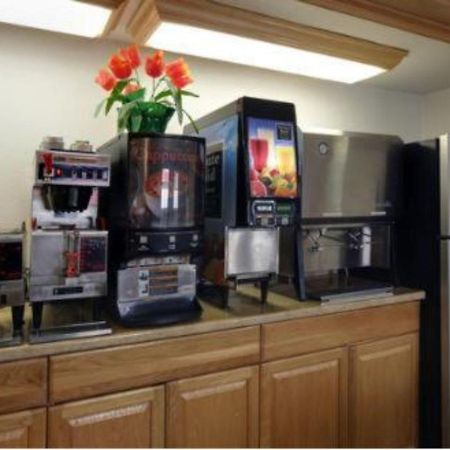 Americas Best Value Inn Oklahoma City South Екстер'єр фото